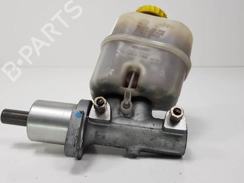 Brake master cylinder JEEP CHEROKEE (KJ) 2.8 CRD 4x4 34666037