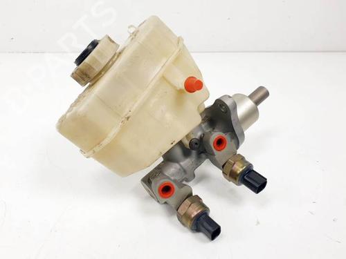 Used Brake master cylinder BMW 3 Coupe (E46) 320 Ci (170 hp) 15904576