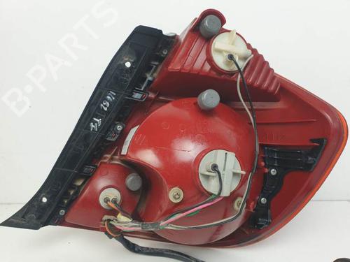 Left taillight HYUNDAI ACCENT II (LC) 1.3 | BP25140583C34 