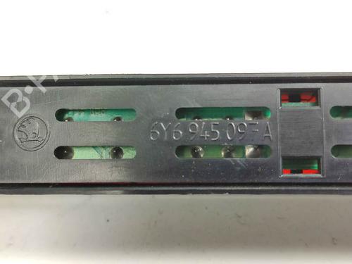 Third brake light SKODA FABIA I (6Y2) 1.9 SDI | BP8910058L11 