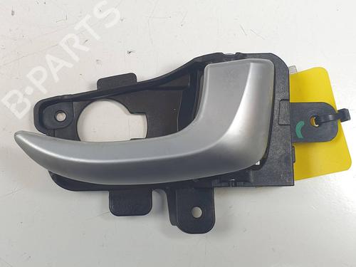 Used Rear right interior door handle Rear right interior door handle HYUNDAI i30 Estate (GD) 1.6 CRDi (110 hp) 29875120 29875120
