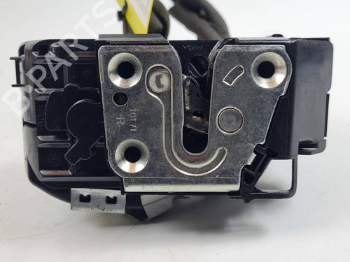 front-right-lock-nissan-juke-f15-2010-2011-2012-2013-2014-2015-2016-2017-2018-2019-29321745 main image