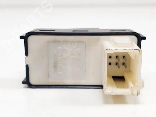 Left rear window switch CITROËN C4 III (BA_, BB_, BC_) 1.2 PureTech 130 (BAHNSA, BAHNSB) | BP16840982I29 