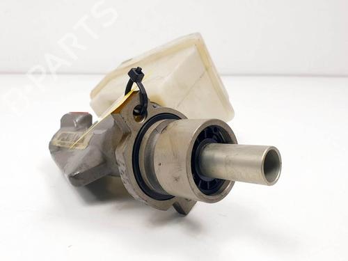 Used Brake master cylinder Brake master cylinder RENAULT KANGOO (KC0/1_) 1.5 dCi (KC07) (65 hp) 16856665 16856665