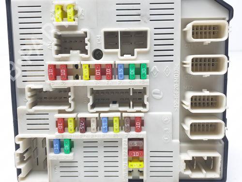 Used Fuse box Fuse box RENAULT MEGANE III Grandtour (KZ0/1) 1.6 16V (KZ0H) (101 hp) 25707170 25707170