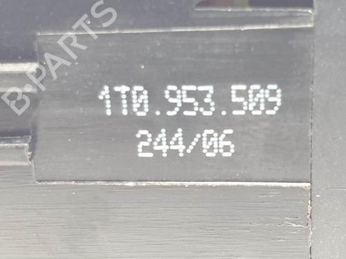 Warning switch VW CADDY III Box Body/MPV (2KA, 2KH, 2CA, 2CH) 1.9 TDI | BP24934461I22 - Image 2