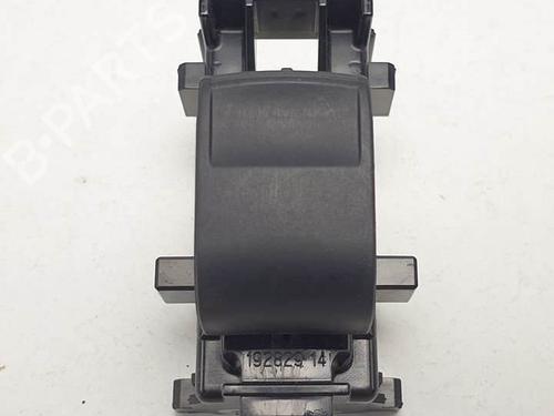 Used Right rear window switch Right rear window switch TOYOTA RAV 4 IV (_A4_) 2.5 Hybrid (AVA42_) (197 hp) 25144100 25144100