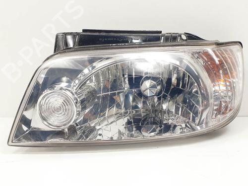 Used Left headlight HYUNDAI MATRIX (FC) 1.5 CRDi (82 hp) 23530640