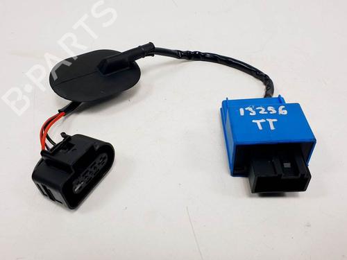Used Electronic module Electronic module AUDI TT Roadster (8J9) 2.0 TFSI quattro (211 hp) 15963328 15963328