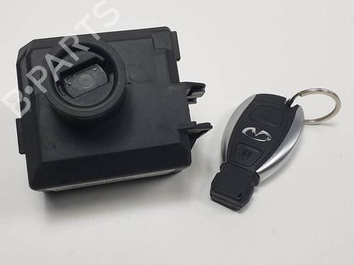 Used Electronic module INFINITI Q30 2.2 D (170 hp) 18121158
