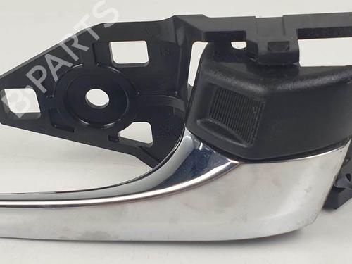 front-right-interior-door-handle-toyota-rav-4-iv-_a4_-2012-2013-2014-2015-2016-2017-2018-2019-25144220 main image