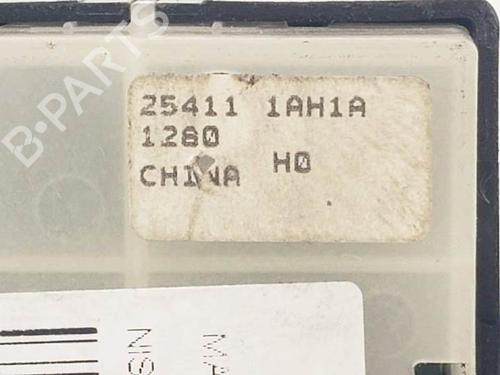 Right front window switch NISSAN MURANO II (Z51) 2.5 dCi 4x4 | BP15251684I26 