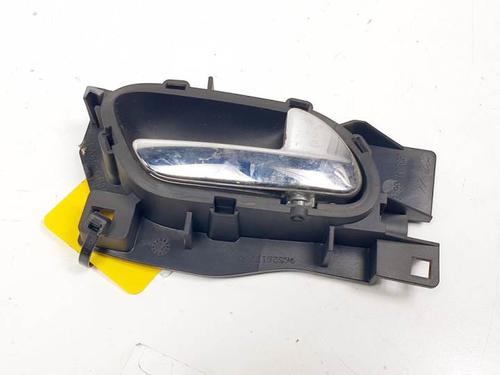 Used Front right interior door handle PEUGEOT 407 SW (6E_, 6D_) 2.0 (136 hp) 12362455