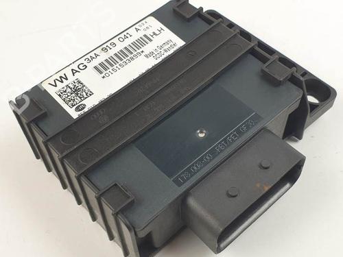 Used Electronic module VW GOLF VI (5K1) 1.6 TDI (105 hp) 24340259