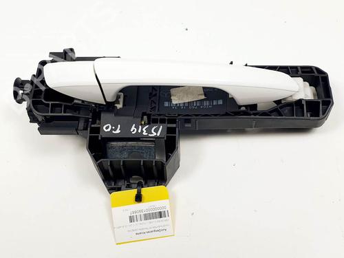 rear-right-exterior-door-handle-mercedes-benz-c-class-w204-2007-2008-2009-2010-2011-2012-2013-2014-2015-25144121 main image