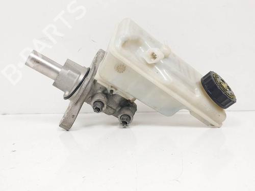 Used Brake master cylinder Brake master cylinder RENAULT KANGOO / GRAND KANGOO II (KW0/1_) 1.5 dCi 85 (KW0K, KW0L, KW0B) (86 hp) 15411892 15411892