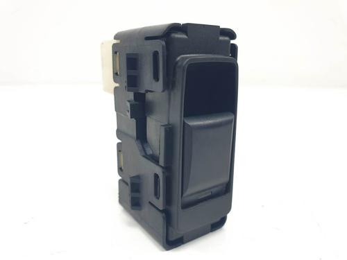 Used Right front window switch Right front window switch JEEP PATRIOT (MK74) 2.0 CRD (140 hp) 28448016 28448016