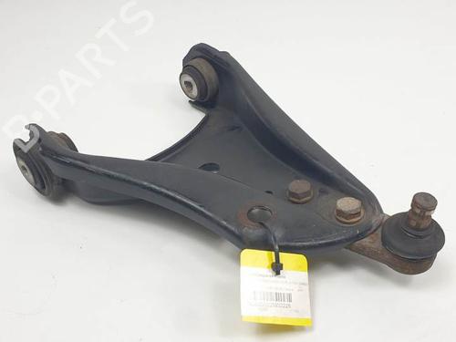 Used Right front suspension arm RENAULT CLIO II (BB_, CB_) 1.5 dCi (B/CB3M) (64 hp) 13689591