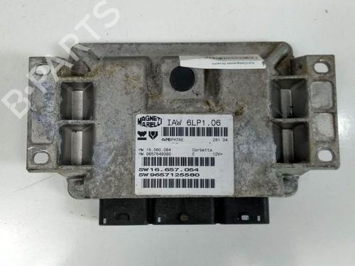 Used Engine control unit (ECU) Engine control unit (ECU) 7364489 7364489