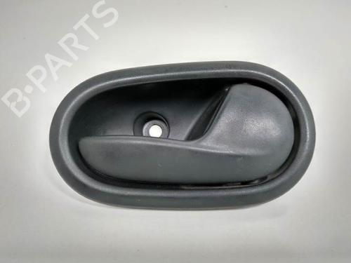 Used Front right interior door handle DACIA SANDERO 1.2 16V (75 hp) 7849719
