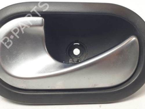 Used Front left interior door handle Front left interior door handle RENAULT MEGANE II Coupé-Cabriolet (EM0/1_) 1.9 dCi (131 hp) 25286086 25286086
