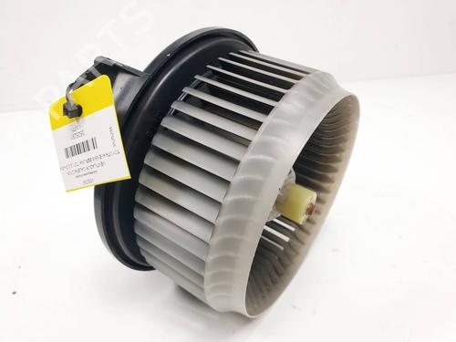 Used Heater blower motor Heater blower motor TOYOTA AVENSIS Saloon (_T27_) 2.2 D-4D (ADT271_, ADT271R) (150 hp) 34712481 34712481