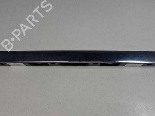 Used Tailgate handle Tailgate handle MERCEDES-BENZ B-CLASS Sports Tourer (W245) B 180 CDI (245.207) (109 hp) 40620194 40620194