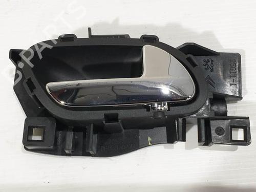 Used Front right interior door handle PEUGEOT 308 I (4A_, 4C_) 1.6 16V (120 hp) 6840511
