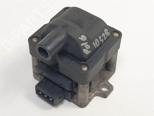 Used Ignition coil VW POLO III (6N1) 55 1.3 (55 hp) 10500210