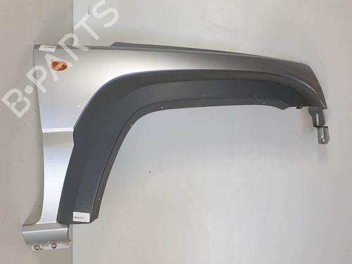Used Right front fenders Right front fenders 17002262 17002262