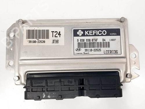 Engine control unit (ECU) HYUNDAI ACCENT II (LC) 1.3 | BP17164722M57 