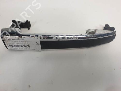 Høyre foran utvendig håndtak MERCEDES-BENZ M-CLASS (W163) ML 270 CDI (163.113) (163 hp) 6858081