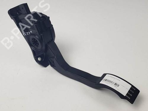 pedal-ford-transit-connect-mpv-2013-25286257 main image