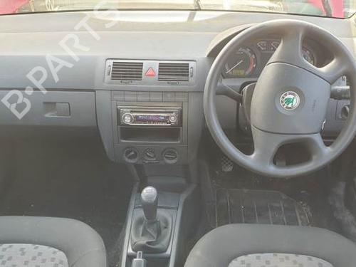 Engine control unit (ECU) SKODA FABIA I (6Y2) 1.2 | BP17757038M57 