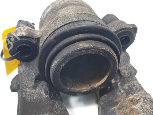 Left front brake caliper AUDI A1 Sportback (8XA, 8XF) 1.2 TFSI | BP24339860M105 - Image 3