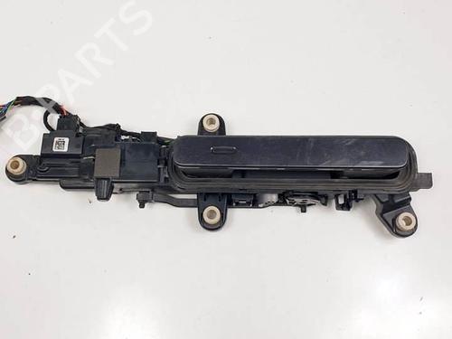 Used Rear right exterior door handle Rear right exterior door handle 17330303 17330303