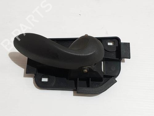 Used Front right interior door handle Front right interior door handle FIAT PUNTO Hatchback Van (188_) 1.2 60 (60 hp) 6839890 6839890