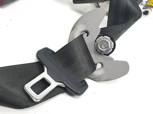 Front right seatbelt HYUNDAI i40 I (VF) 1.6 CRDi | BP28066100I25 - Image 4
