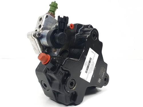 Used Injection pump VOLVO XC90 I (275) D5 AWD (185 hp) 24537438