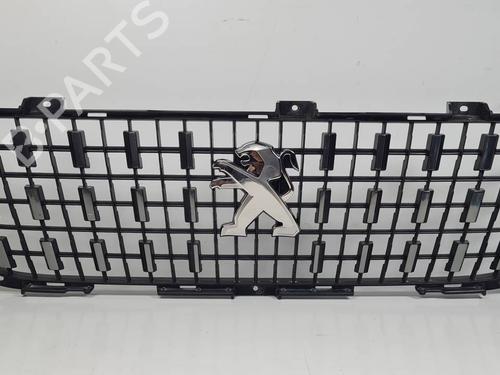 Grill PEUGEOT 2008 I (CU_) 1.2 PureTech 82 (82 hp) 29417093