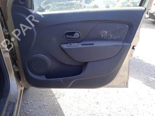 Right front window switch DACIA SANDERO II 1.0 SCe 75 (B8JC, B8JD, B8NC) | BP12367112I26  - Image 10