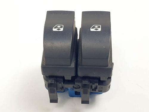 Used Left front window switch Left front window switch RENAULT SCÉNIC II (JM0/1_) 1.5 dCi (JM1F) (86 hp) 40174746 40174746