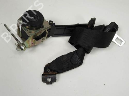 Used Front right seatbelt OPEL MERIVA A MPV (X03) 1.7 CDTI (E75) (100 hp) 8731095