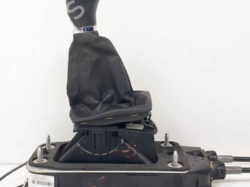 Used Gear lever SKODA FABIA III (NJ3) 1.0 (75 hp) 7406096