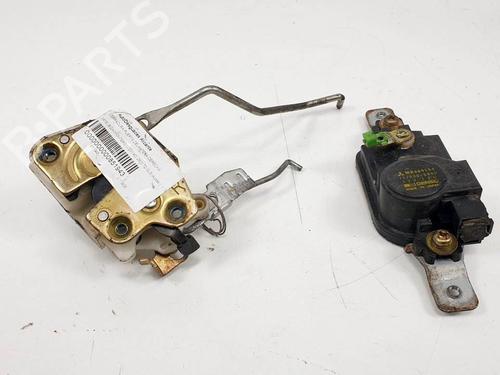 Used Front right lock Front right lock MITSUBISHI PAJERO II (V3_W, V2_W, V4_W, V5_W) 2.8 TD (V46W, V26W) (125 hp) 13480674 13480674