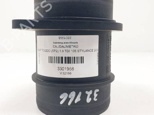 Used Mass air flow sensor Mass air flow sensor SEAT TOLEDO III (5P2) 1.9 TDI (105 hp) 30919183 30919183
