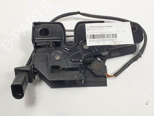 Fechadura do capot Fechadura do capot VW POLO IV (9N_, 9A_) 1.4 TDI (70 hp) 12367838 12367838