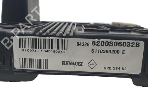 Fuse box RENAULT SCÉNIC II (JM0/1_) 1.9 dCi (JM0G, JM12, JM1G, JM2C) | BP37420683E1 - Image 4