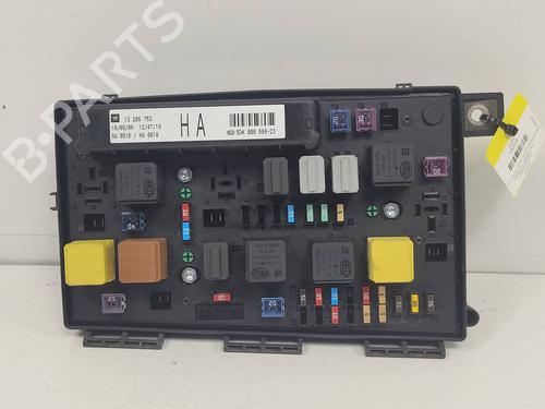 Used Fuse box Fuse box OPEL ASTRA H GTC (A04) 1.6 (L08) (116 hp) 40176168 40176168