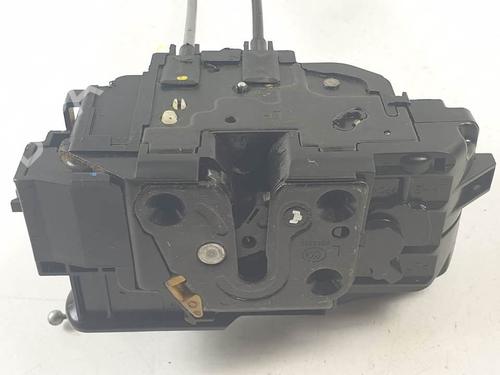 front-left-lock-hyundai-santa-fe-ii-cm-2005-2006-2007-2008-2009-2010-2011-2012-2013-2014-2015-24989143 main image
